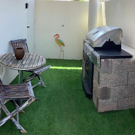 Cozy 1-Bedroom Apartment Minutes Away Drive To Mangel Halto Beach Savaneta المظهر الخارجي الصورة